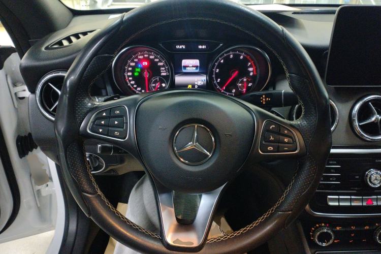 Used Mercedes-Benz CLA 2018 CLA 200 Style Edition Steering Wheel