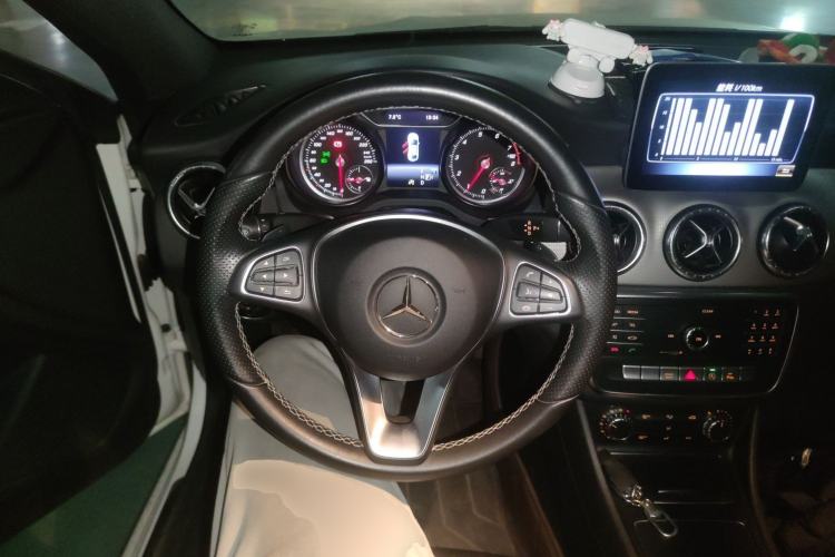 Used Mercedes-Benz CLA 2018 CLA 200 Sport Edition Steering Wheel