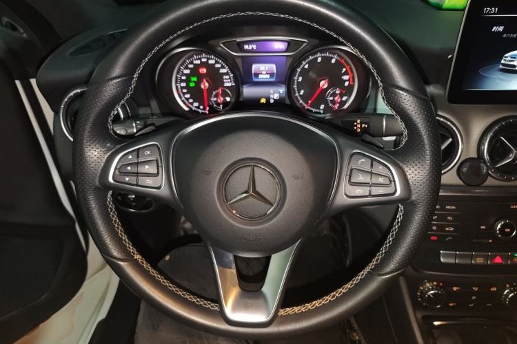 Used Mercedes-Benz CLA 2018 CLA 200 Style Edition Steering Wheel