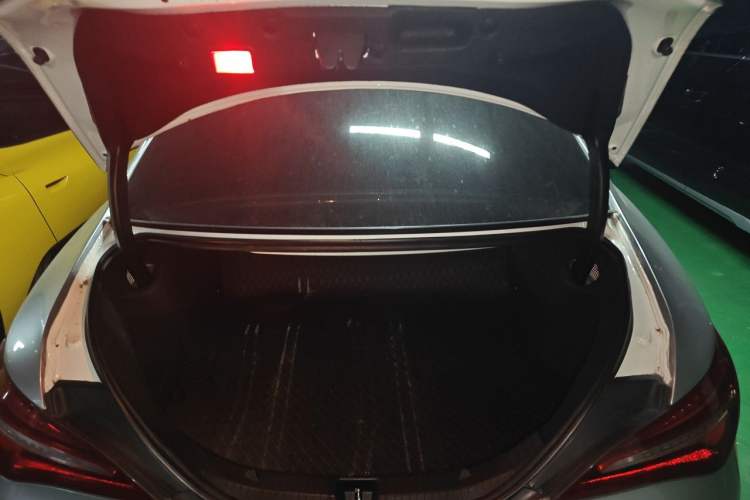 Used Mercedes-Benz CLA 2018 CLA 220 4MATIC Trunk
