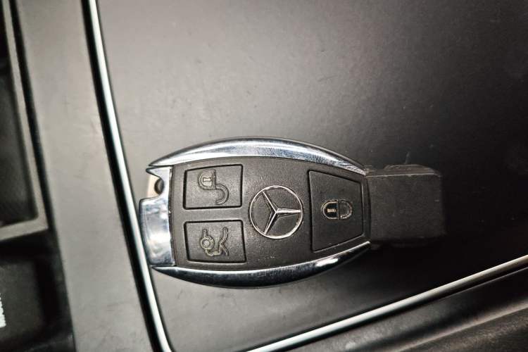 Used Mercedes-Benz CLA 2018 CLA 220 4MATIC Vehicle Key
