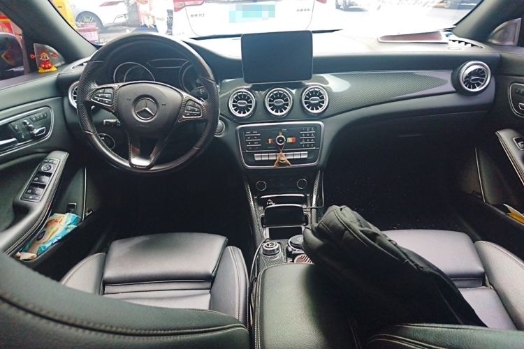 Used Mercedes-Benz CLA 2019 CLA 200 Night Edition Center Console