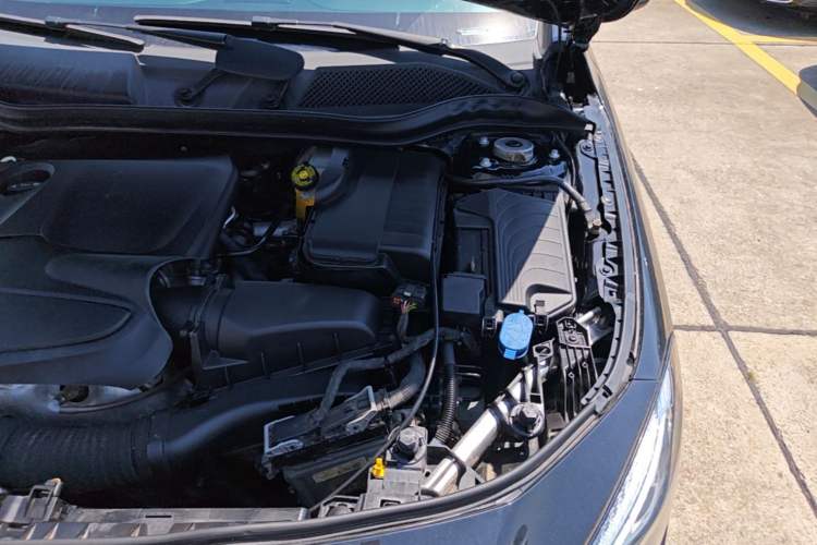 Used Mercedes-Benz CLA 2019 CLA 200 Night Edition Engine Bay Left