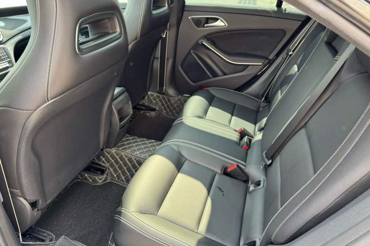 Used Mercedes-Benz CLA 2019 CLA 200 Night Edition Exterior 5
