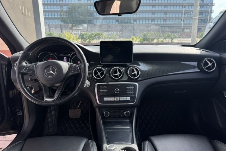 Used Mercedes-Benz CLA 2019 CLA 200 Night Edition Interior 1