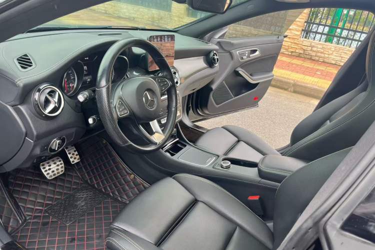 Used Mercedes-Benz CLA 2019 CLA 200 Sport Edition Interior 3