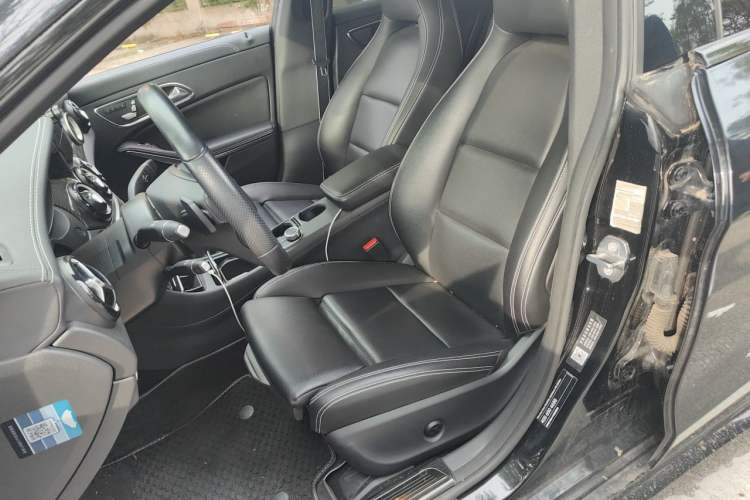 Used Mercedes-Benz CLA 2019 CLA 200 Night Edition Left Front Seat