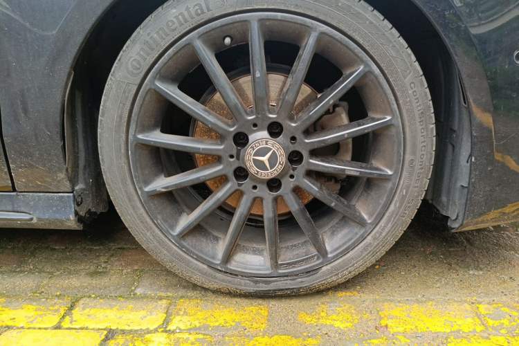 Used Mercedes-Benz CLA 2019 CLA 200 Night Edition Right Front Wheel Hub