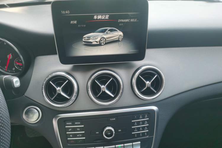Used Mercedes-Benz CLA 2019 CLA 200 Sport Edition Audio And AC Panel
