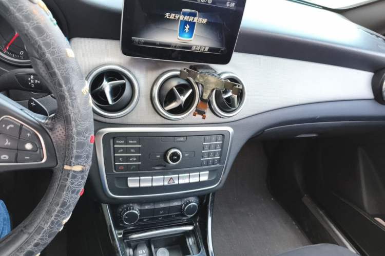 Used Mercedes-Benz CLA 2019 CLA 200 Sport Edition Audio And AC Panel
