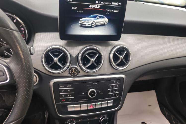Used Mercedes-Benz CLA 2019 CLA 200 Sport Edition Audio And AC Panel