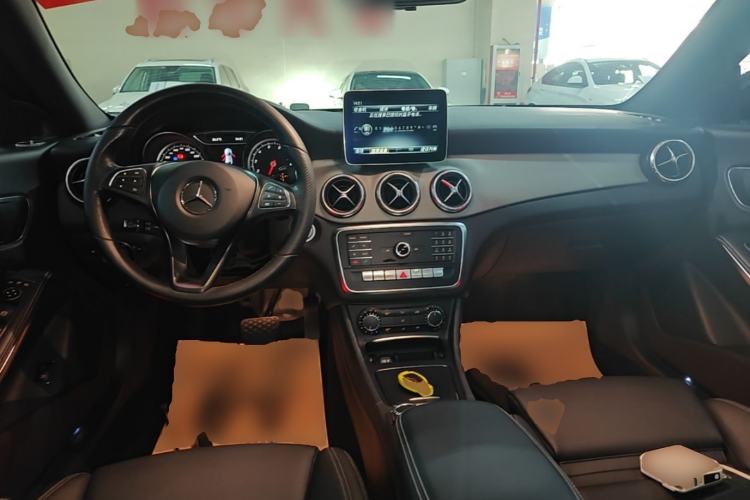 Used Mercedes-Benz CLA 2019 CLA 200 Sport Edition Center Console