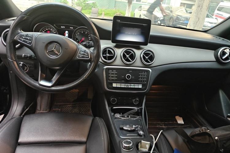 Used Mercedes-Benz CLA 2019 CLA 200 Sport Edition Center Console