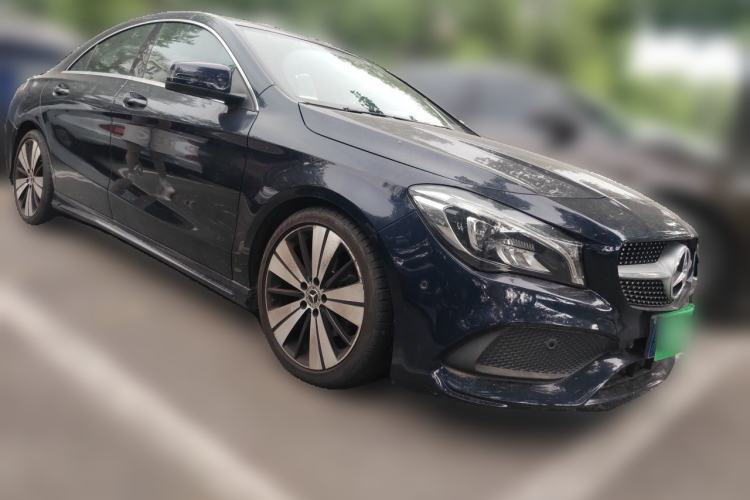 Used Mercedes-Benz CLA 2019 CLA 200 Sport Edition Front Right 45 Deg