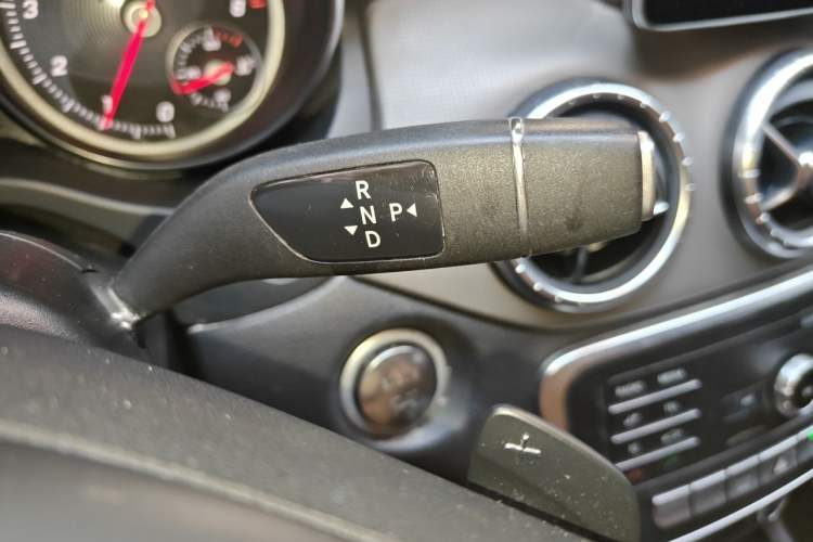 Used Mercedes-Benz CLA 2019 CLA 200 Sport Edition Gear Lever