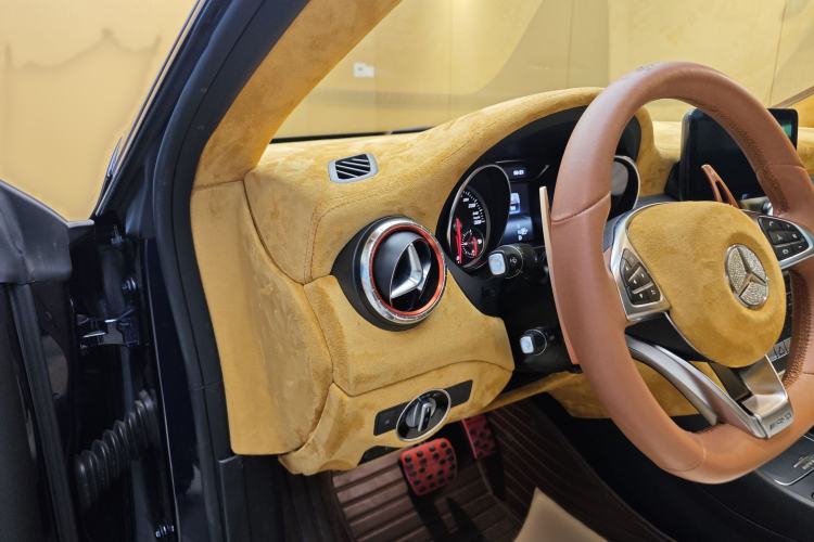 Used Mercedes-Benz CLA 2019 CLA 220 4MATIC Interior 1
