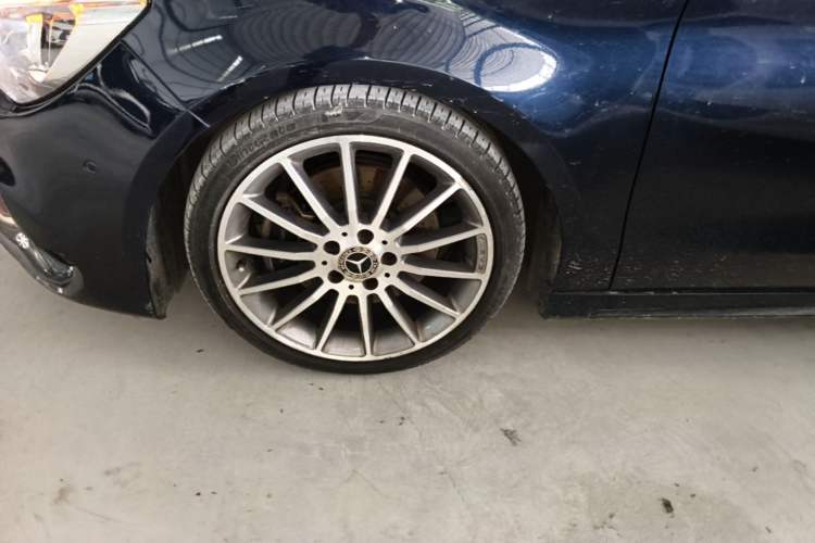 Used Mercedes-Benz CLA 2019 CLA 220 4MATIC Left Front Wheel Hub