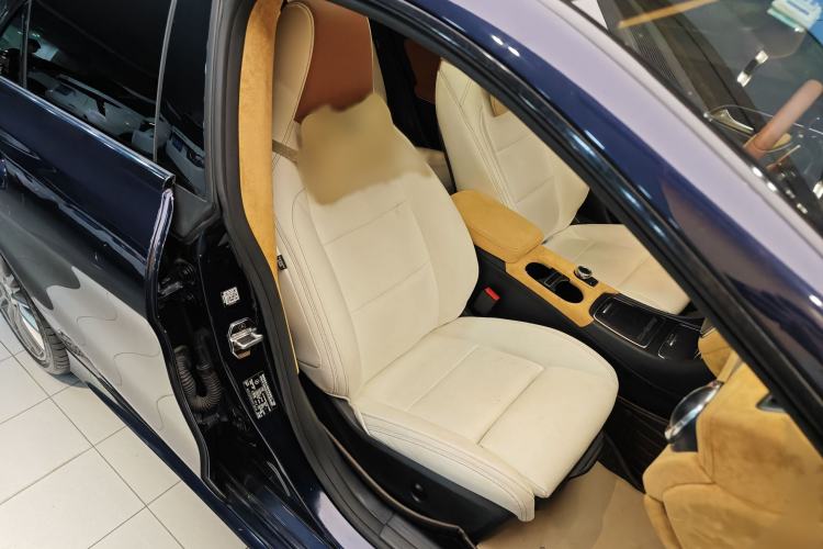 Used Mercedes-Benz CLA 2019 CLA 220 4MATIC Right Front Seat