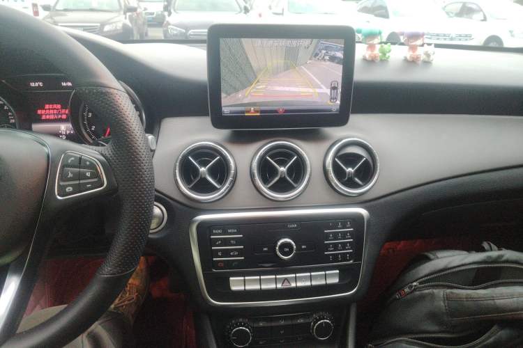 Used Mercedes-Benz CLA 2019 CLA 200 Sport Edition Audio And AC Panel