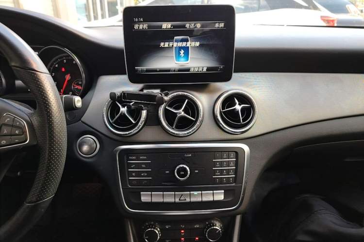 Used Mercedes-Benz CLA 2019 CLA 200 Sport Edition Audio And AC Panel