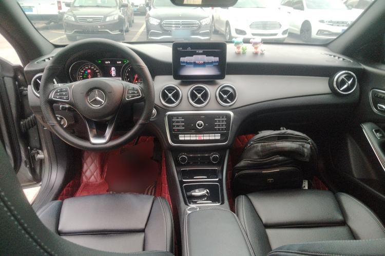 Used Mercedes-Benz CLA 2019 CLA 200 Sport Edition Interior 2