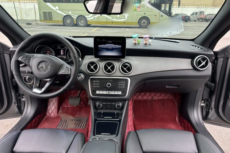 Used Mercedes-Benz CLA 2019 CLA 200 Sport Edition Interior 6