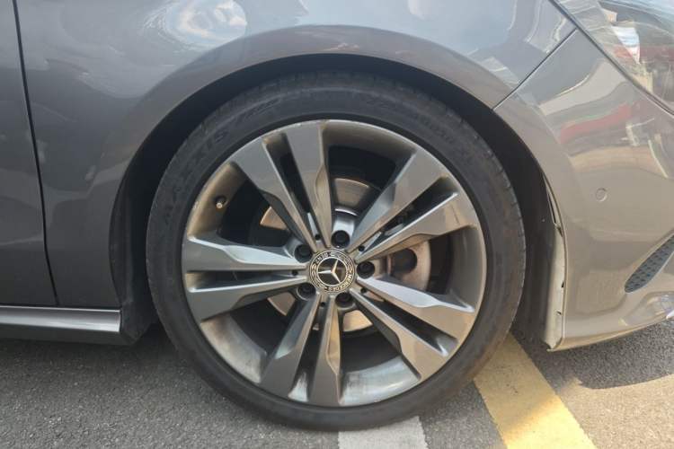 Used Mercedes-Benz CLA 2019 CLA 200 Sport Edition Right Front Wheel Hub