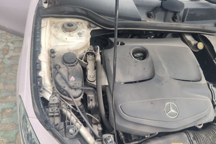 Used Mercedes-Benz CLA 2019 CLA 200 Sport Edition Engine Bay Right