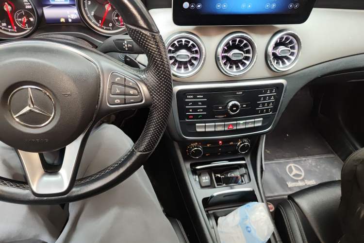 Used Mercedes-Benz CLA 2019 CLA 200 Sport Edition Gear Lever