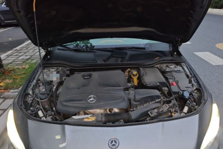 Used Mercedes-Benz CLA 2019 CLA 220 4MATIC Engine Bay