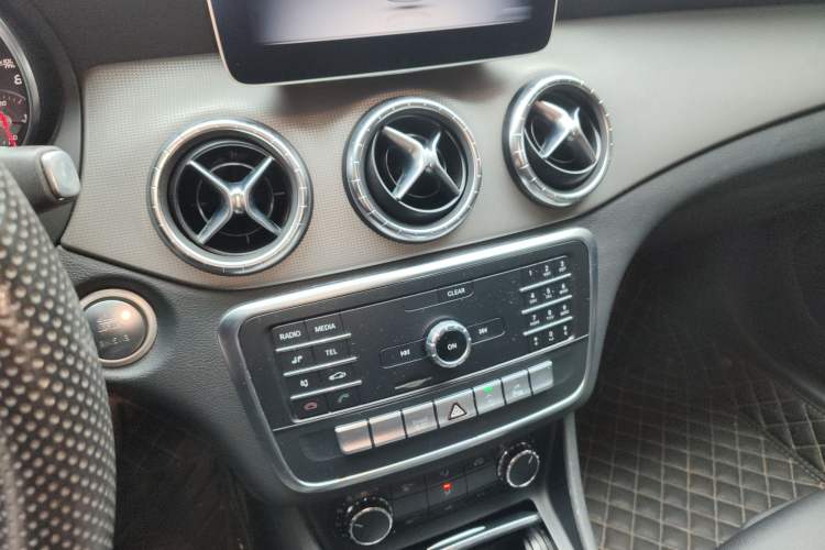 Used Mercedes-Benz CLA 2019 CLA 200 Sport Edition Audio And AC Panel