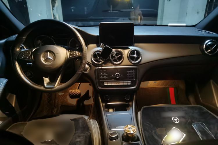 Used Mercedes-Benz CLA 2019 CLA 200 Sport Edition Center Console