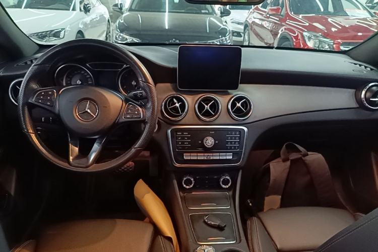 Used Mercedes-Benz CLA 2019 CLA 200 Sport Edition Center Console