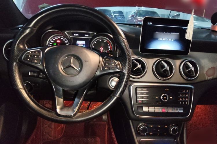 Used Mercedes-Benz CLA 2019 CLA 200 Sport Edition Center Console