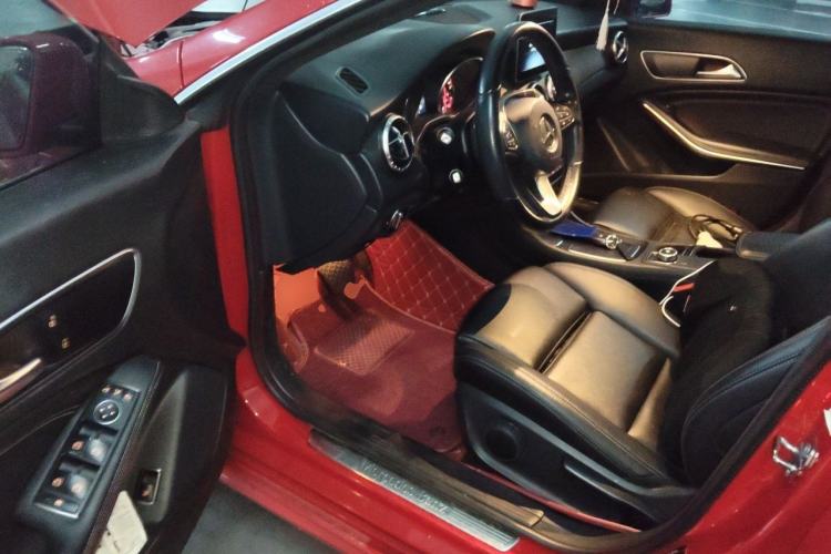 Used Mercedes-Benz CLA 2019 CLA 200 Sport Edition Driver Seat
