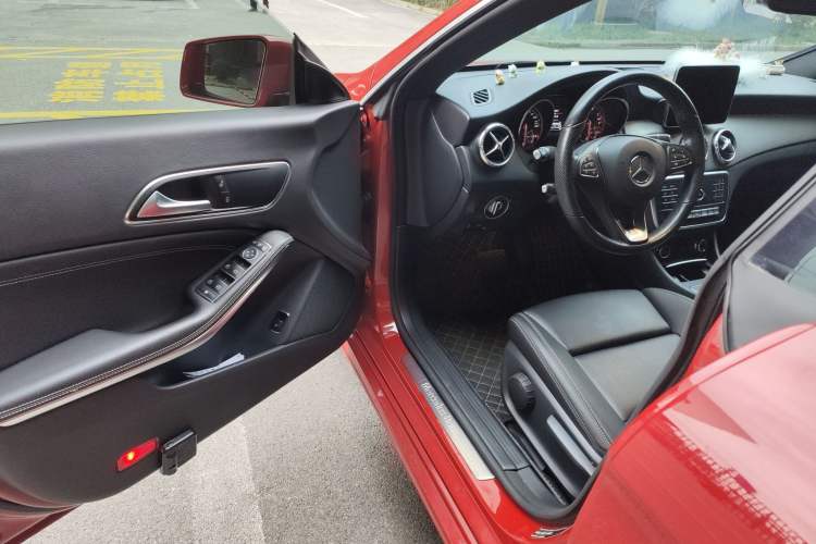 Used Mercedes-Benz CLA 2019 CLA 200 Sport Edition Driver Seat