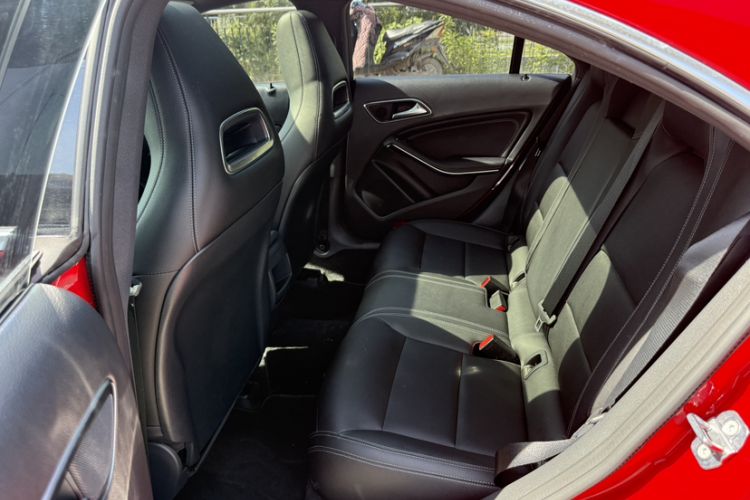 Used Mercedes-Benz CLA 2019 CLA 200 Sport Edition Interior 10