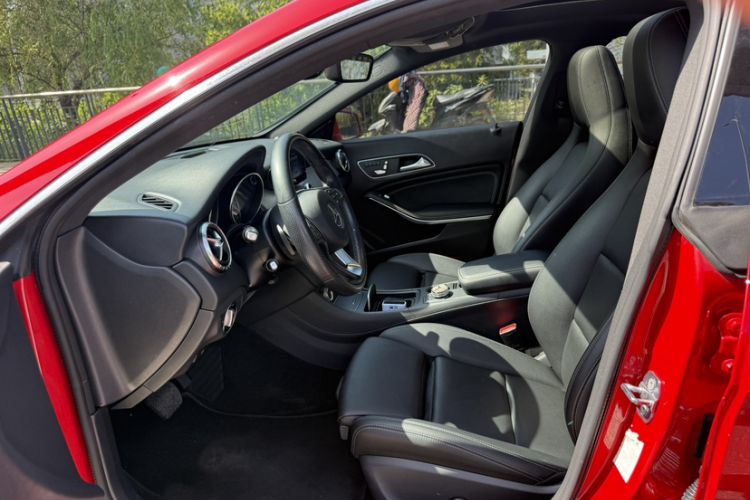 Used Mercedes-Benz CLA 2019 CLA 200 Sport Edition Interior 8