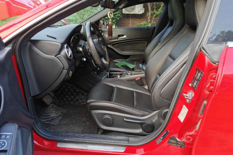 Used Mercedes-Benz CLA 2019 CLA 200 Sport Edition Left Front Seat