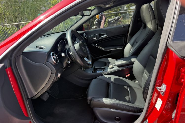 Used Mercedes-Benz CLA 2019 CLA 200 Sport Edition Left Front Seat