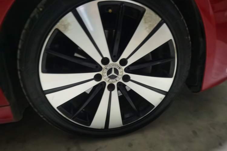 Used Mercedes-Benz CLA 2019 CLA 200 Sport Edition Right Front Wheel Hub