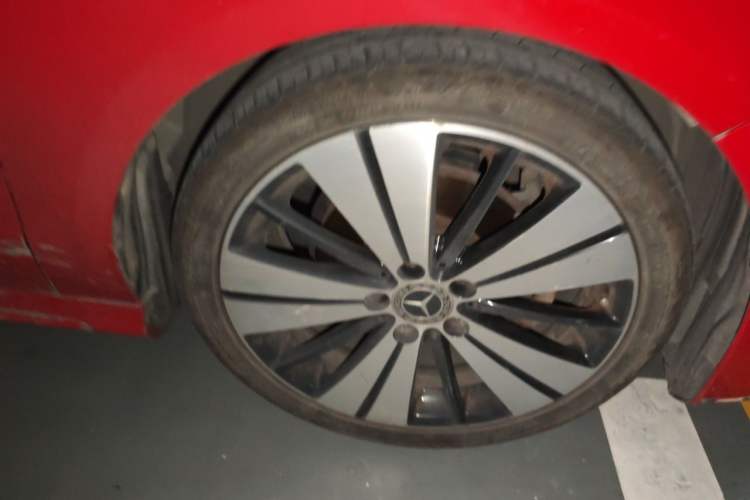 Used Mercedes-Benz CLA 2019 CLA 200 Sport Edition Right Front Wheel Hub