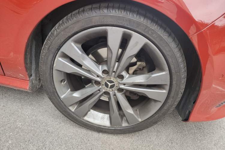 Used Mercedes-Benz CLA 2019 CLA 200 Sport Edition Right Front Wheel Hub