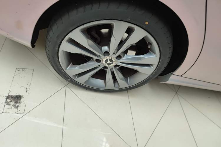 Used Mercedes-Benz CLA 2019 CLA 200 Sport Edition Right Rear Wheel Hub