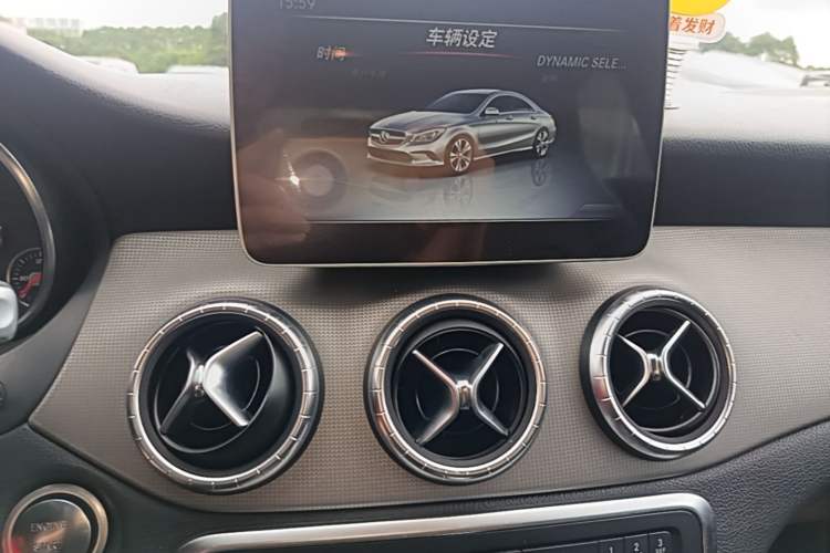 Used Mercedes-Benz CLA 2019 CLA 200 Sport Edition Audio And AC Panel