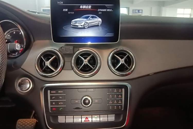 Used Mercedes-Benz CLA 2019 CLA 200 Sport Edition Audio And AC Panel