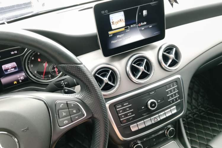 Used Mercedes-Benz CLA 2019 CLA 200 Sport Edition Audio And AC Panel