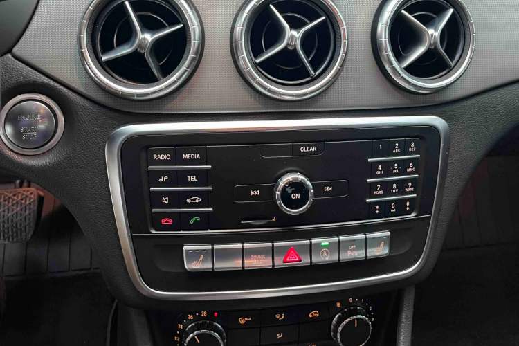 Used Mercedes-Benz CLA 2019 CLA 200 Sport Edition Audio And AC Panel