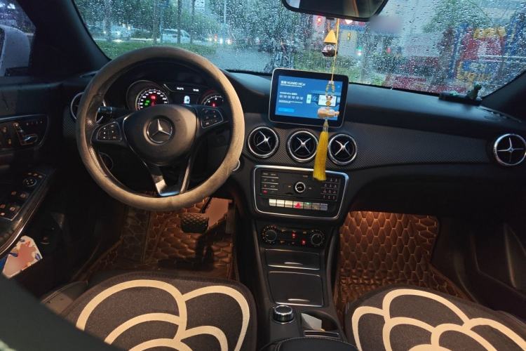 Used Mercedes-Benz CLA 2019 CLA 200 Sport Edition Center Console