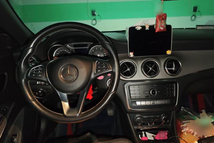 Used Mercedes-Benz CLA 2019 CLA 200 Sport Edition Center Console